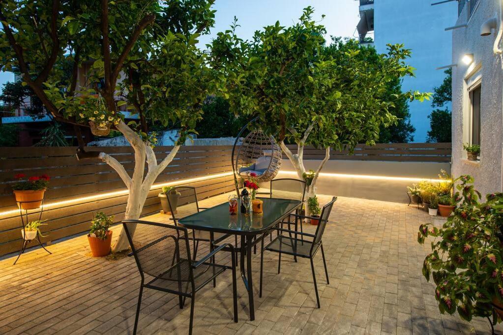 Lemon Garden Stylish Private Apartment Каламата Екстер'єр фото