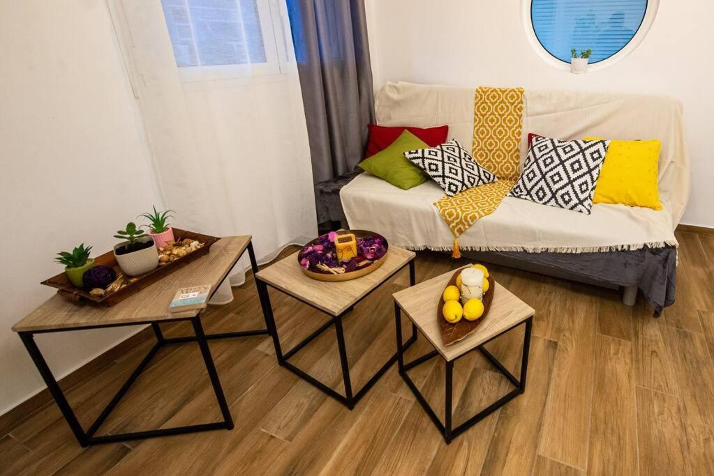 Lemon Garden Stylish Private Apartment Каламата Екстер'єр фото