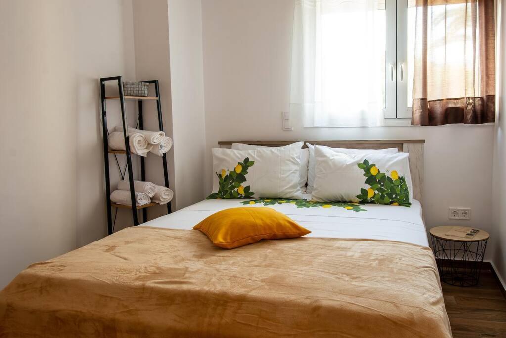 Lemon Garden Stylish Private Apartment Каламата Екстер'єр фото