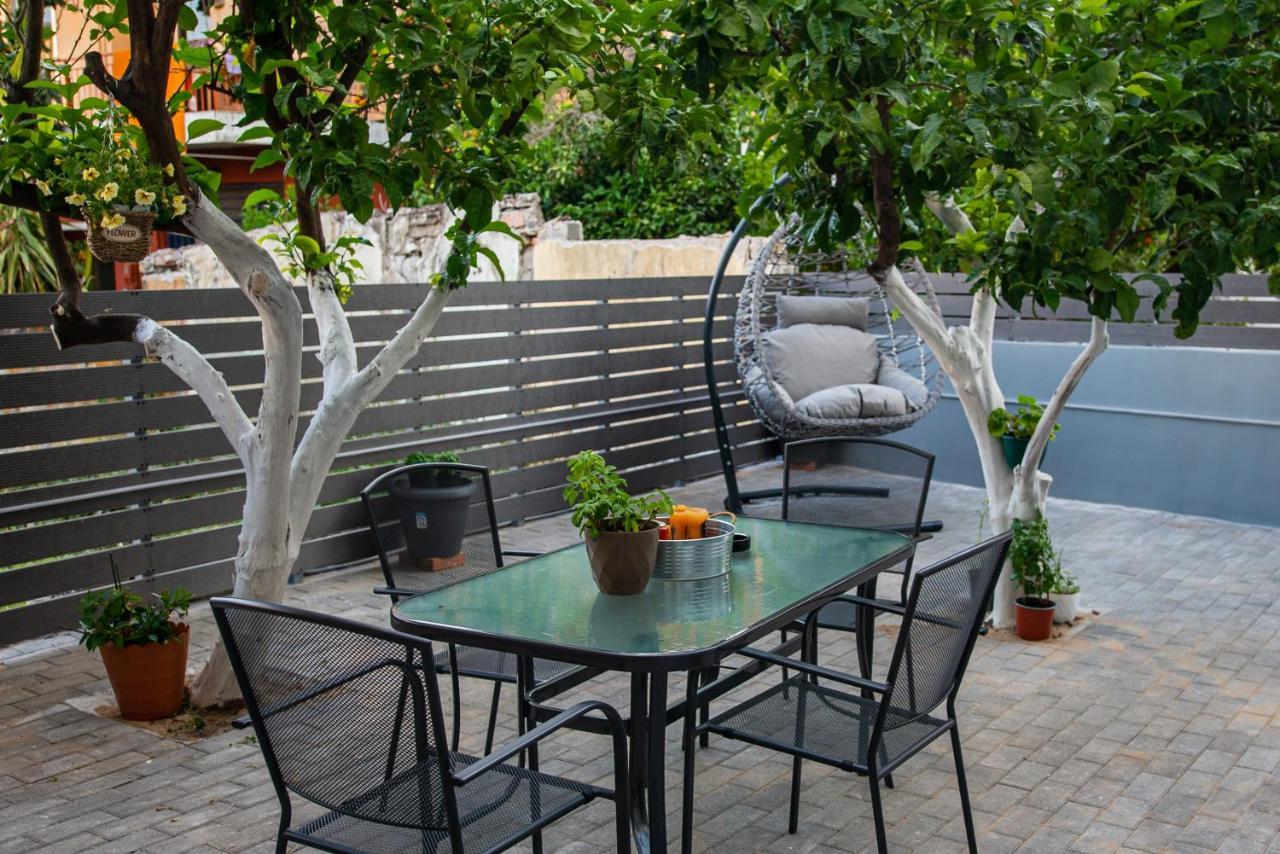 Lemon Garden Stylish Private Apartment Каламата Екстер'єр фото